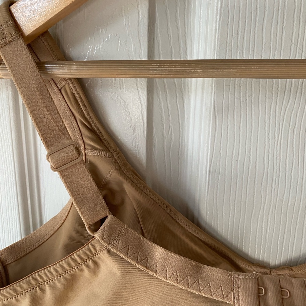 🆕 DOMINIQUE Marlena Medium Beige Seamless Everyday Sling Shaping Bra 7500 38G - Picture 10 of 10
